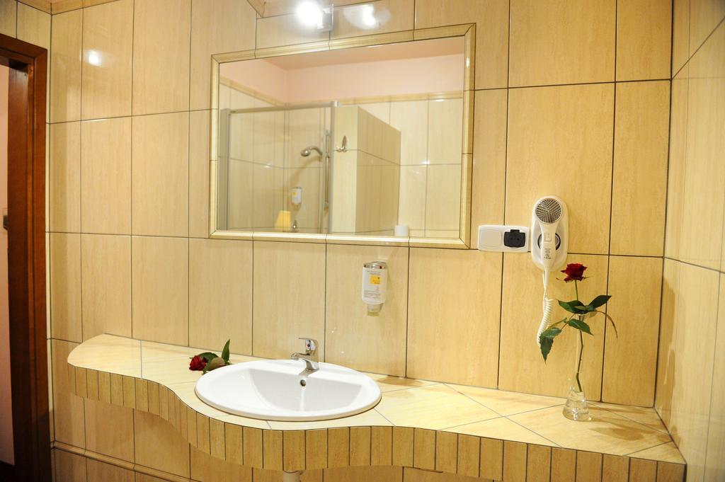 Hotel Czardasz Koziegłowy Стая снимка