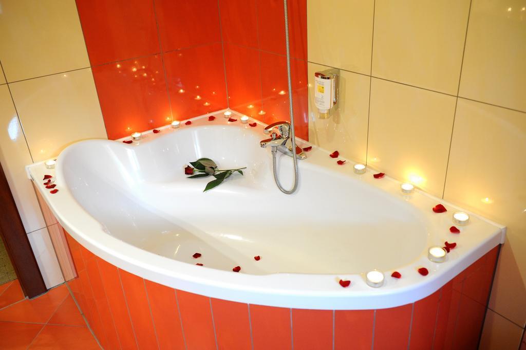 Hotel Czardasz Koziegłowy Стая снимка