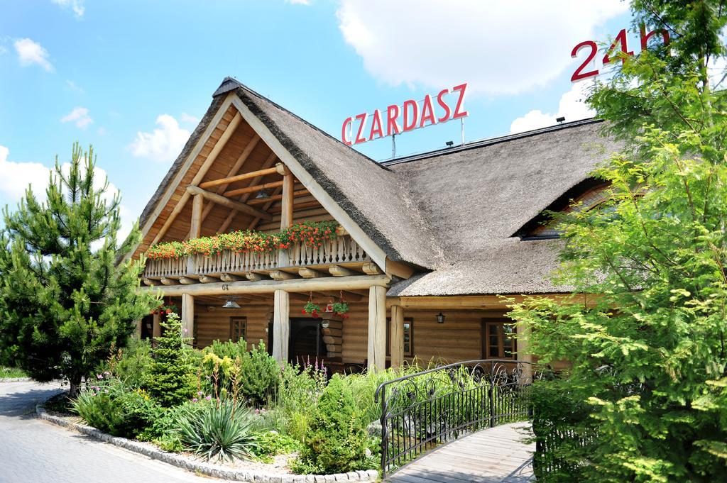 Hotel Czardasz Koziegłowy Екстериор снимка