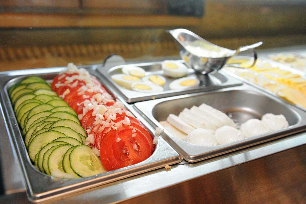 Hotel Czardasz Koziegłowy Екстериор снимка